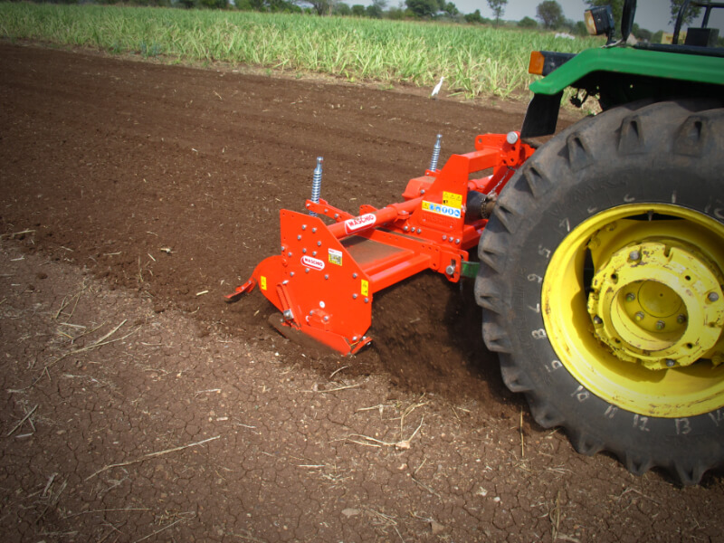 U - Cultivador fijo con cambio de velocidad