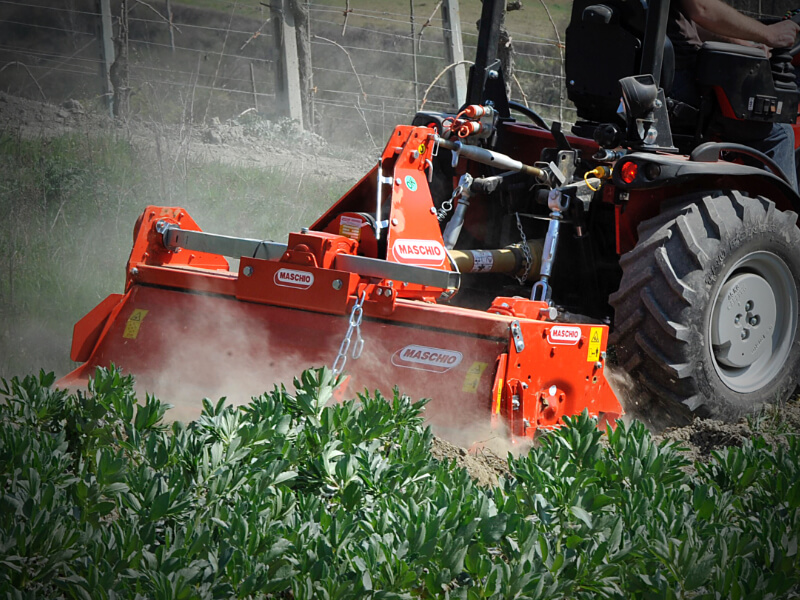 W - Rotary tiller with adjustable offset