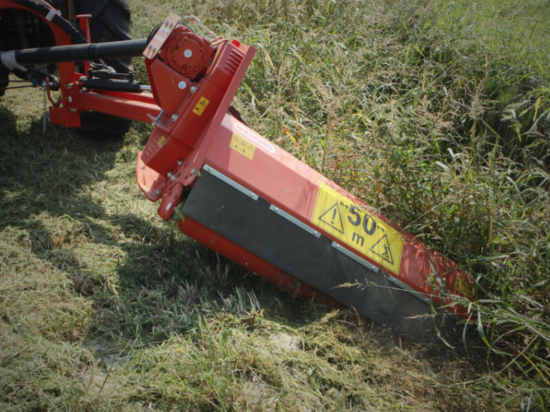 GIRAFFA M - Side-mounted mulcher 