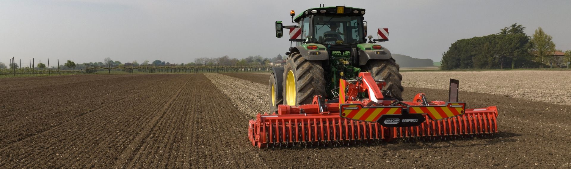 Lavorazione convenzionale del terreno e ruolo degli erpici rotanti